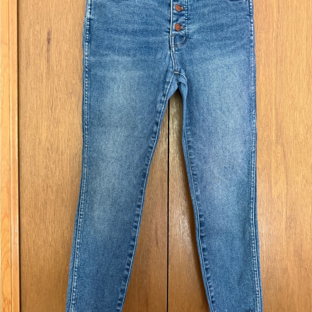 Madewell Skinny Button-Fly Jeans in Medium Blue Wash